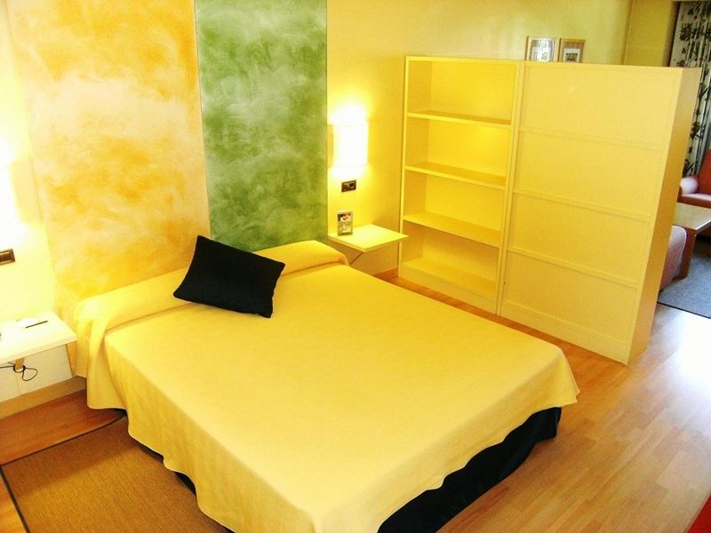 Sercotel Pozuelo Pozuelo de Alarcón Esterno foto