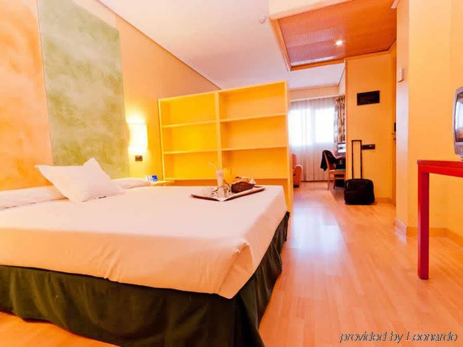 Sercotel Pozuelo Pozuelo de Alarcón Esterno foto
