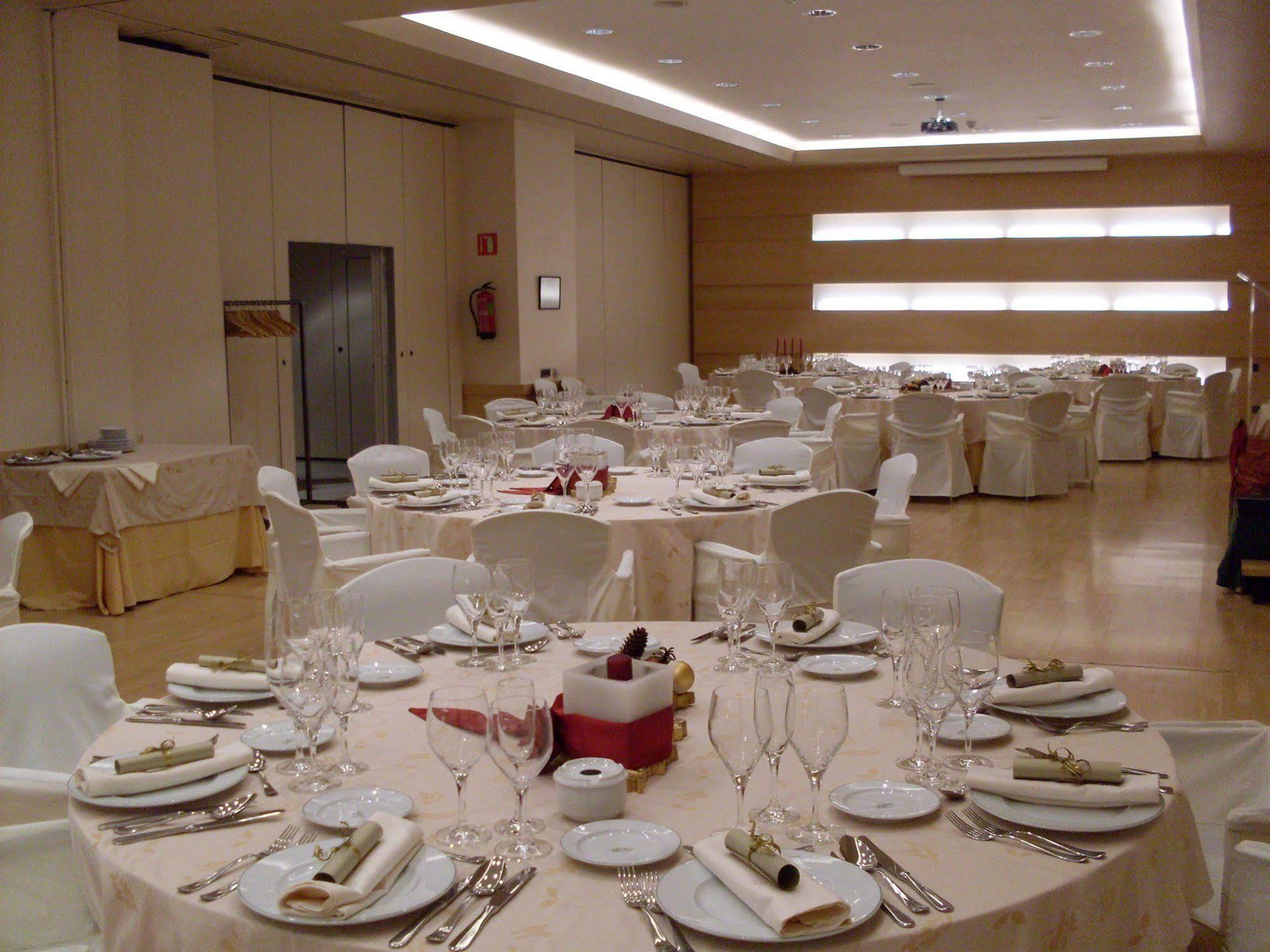 Sercotel Pozuelo Pozuelo de Alarcón Esterno foto
